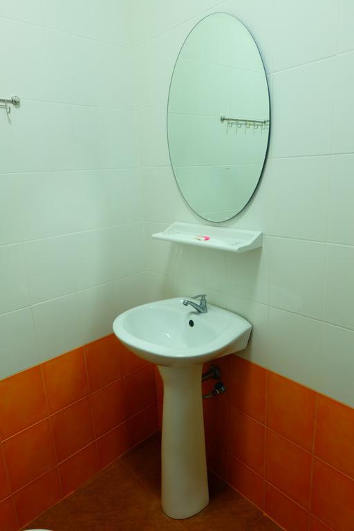 J-Safe Guesthouse Sukhothai Dış mekan fotoğraf