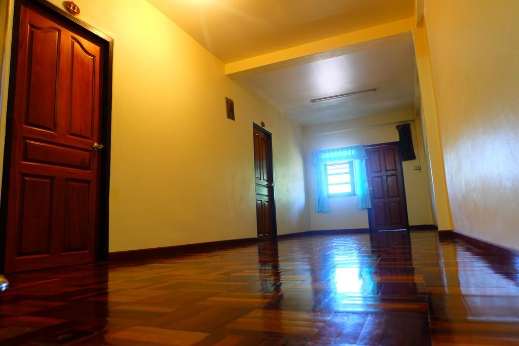 J-Safe Guesthouse Sukhothai Dış mekan fotoğraf